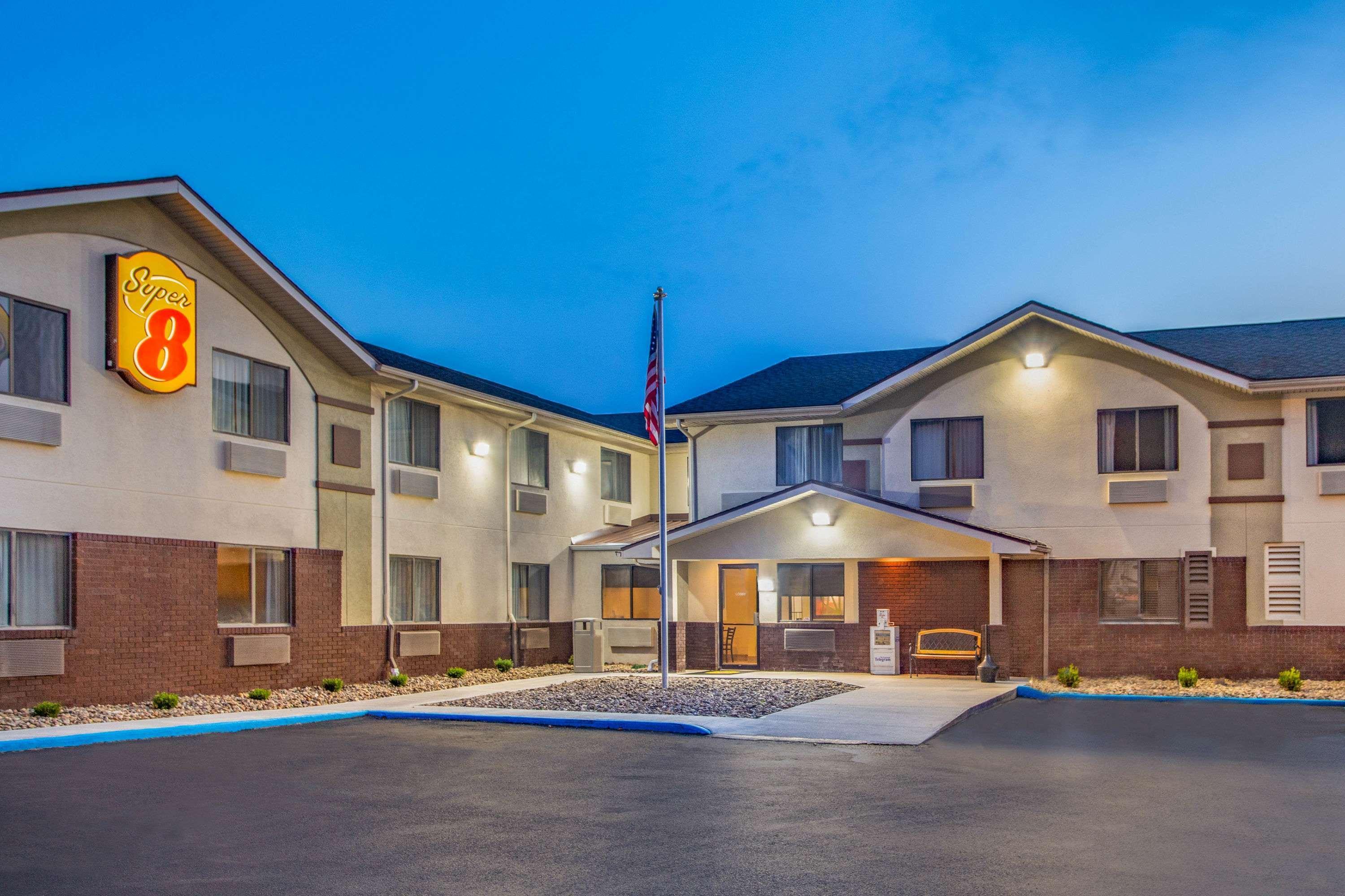 Super 8 By Wyndham Weston Wv Hotel Luaran gambar