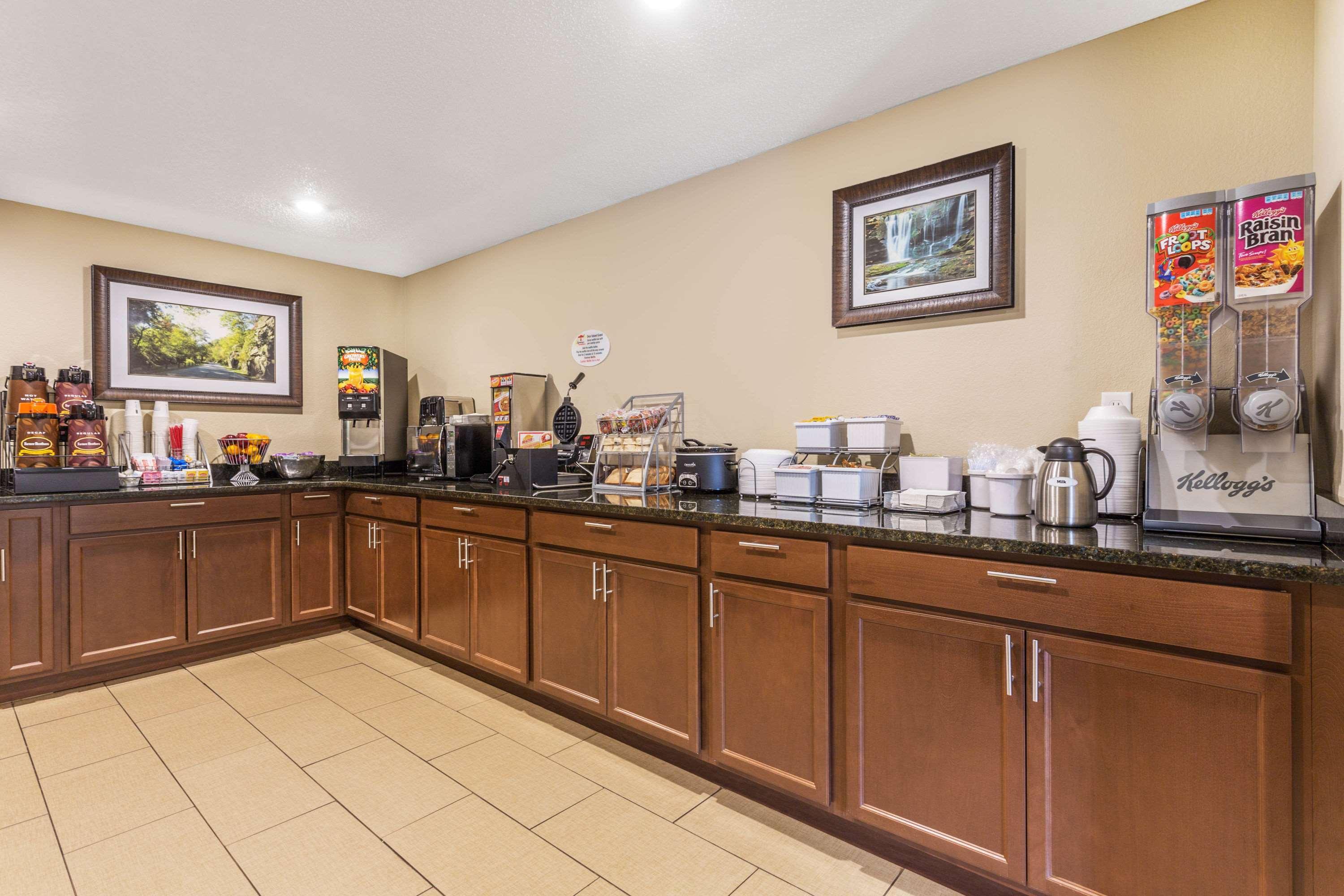 Super 8 By Wyndham Weston Wv Hotel Luaran gambar