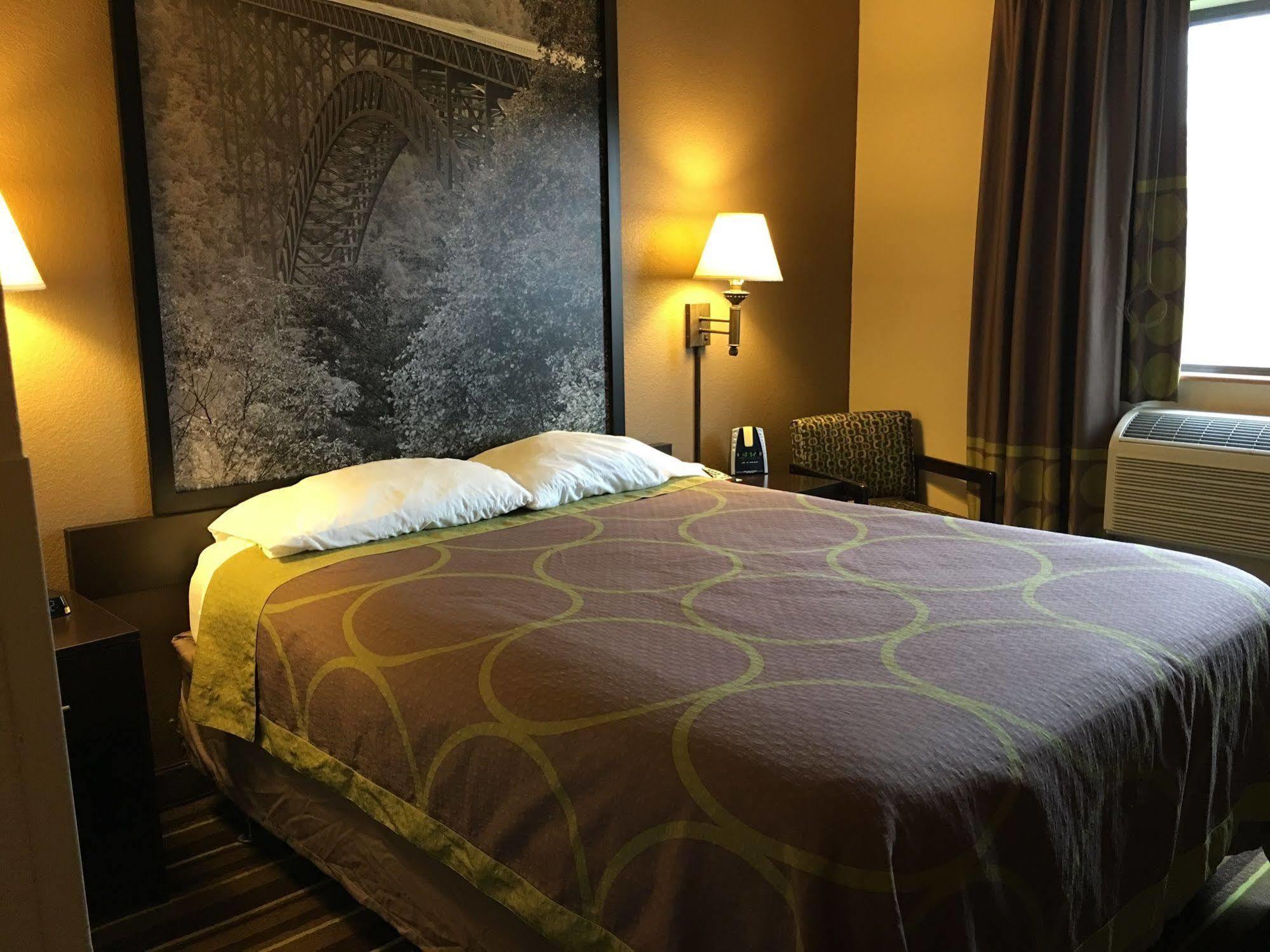 Super 8 By Wyndham Weston Wv Hotel Luaran gambar
